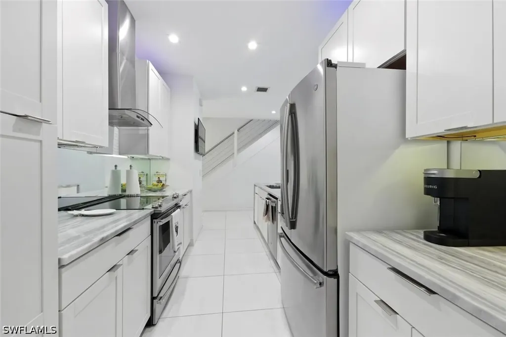 7345 Rockefeller Drive Naples FL 34119