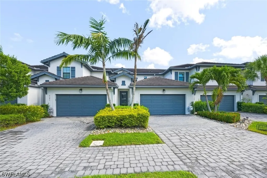 7345 Rockefeller Drive Naples FL 34119