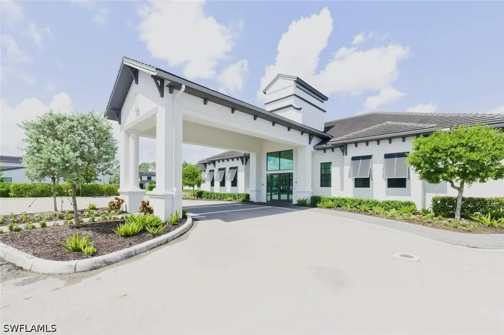 7345 Rockefeller Drive Naples FL 34119