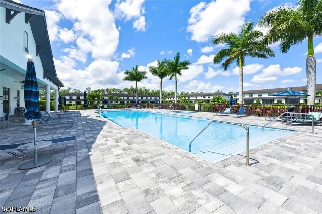 7345 Rockefeller Drive Naples FL 34119