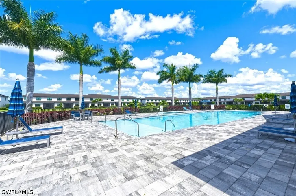 7345 Rockefeller Drive Naples FL 34119