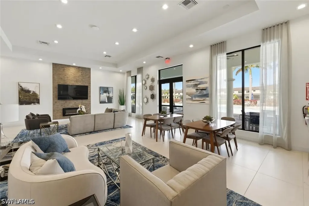 7345 Rockefeller Drive Naples FL 34119