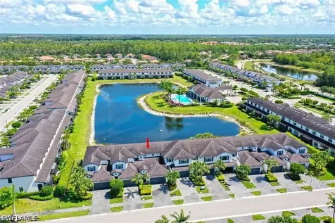 7345 Rockefeller Drive Naples FL 34119