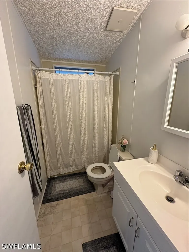 196 Oceans Boulevard Naples FL 34104