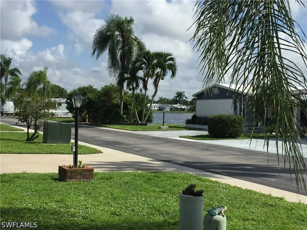 196 Oceans Boulevard Naples FL 34104