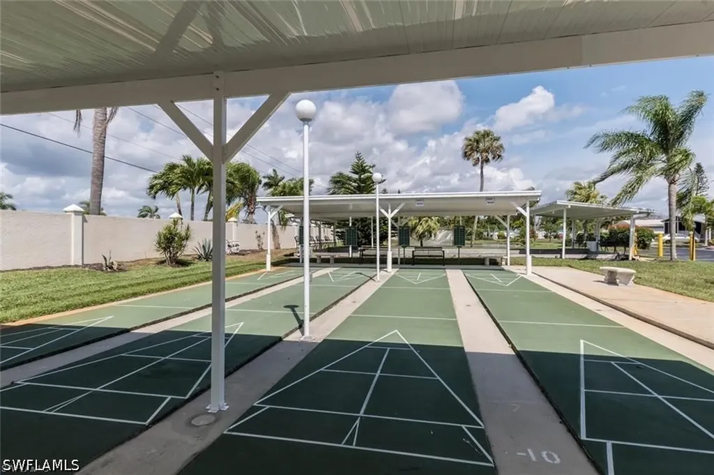 196 Oceans Boulevard Naples FL 34104