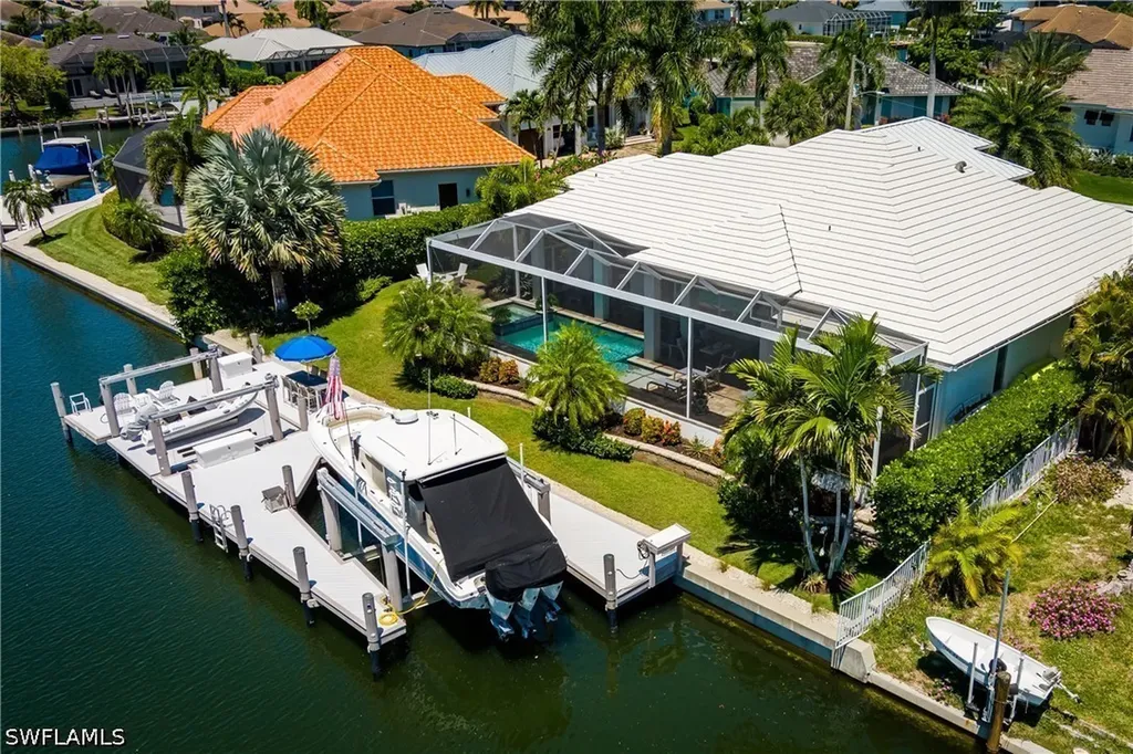 1017 Admiralty Court Marco Island FL 34145