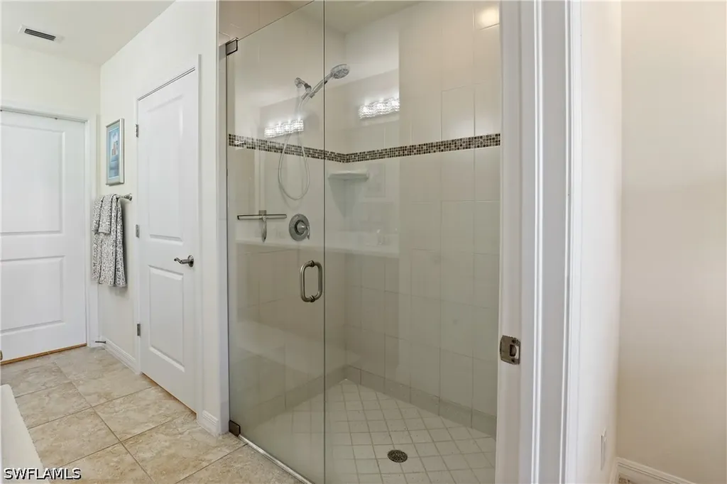 15145 Palmer Lake Circle Naples FL 34109