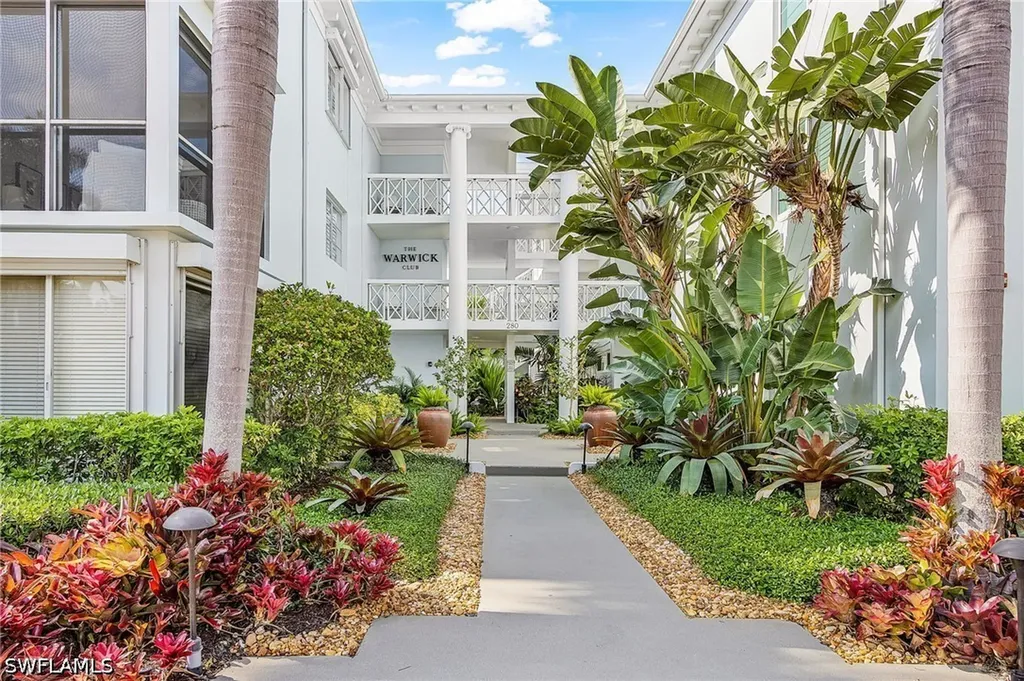 280 2nd Avenue S Naples FL 34102