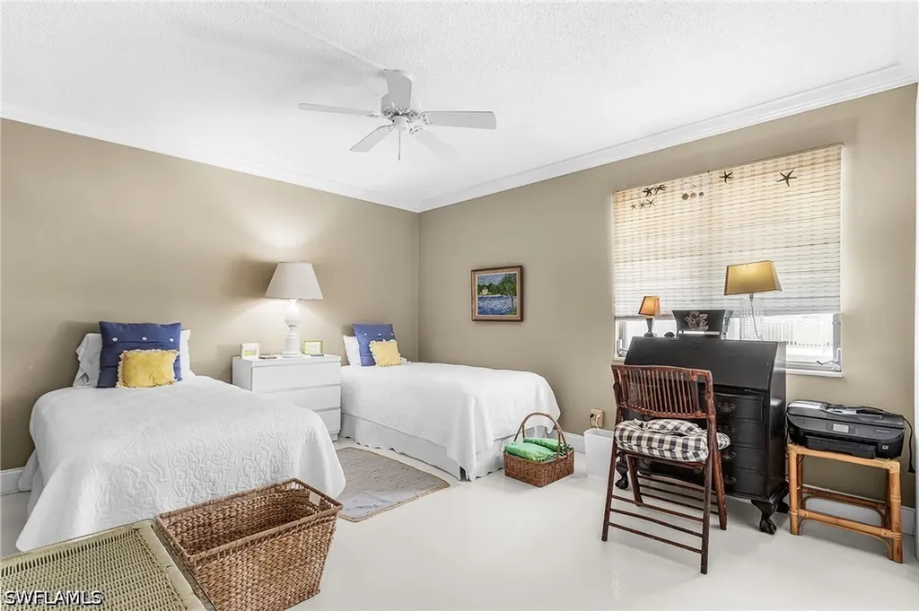 280 2nd Avenue S Naples FL 34102