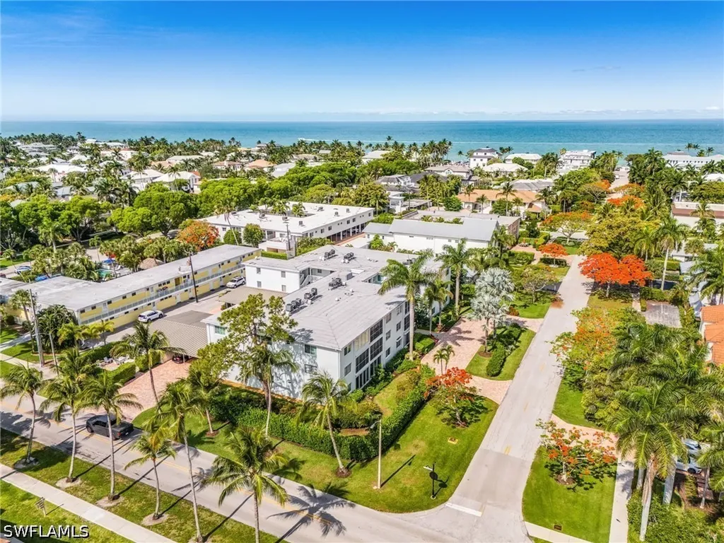 280 2nd Avenue S Naples FL 34102