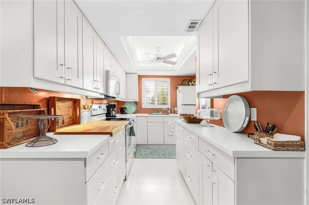 280 2nd Avenue S Naples FL 34102