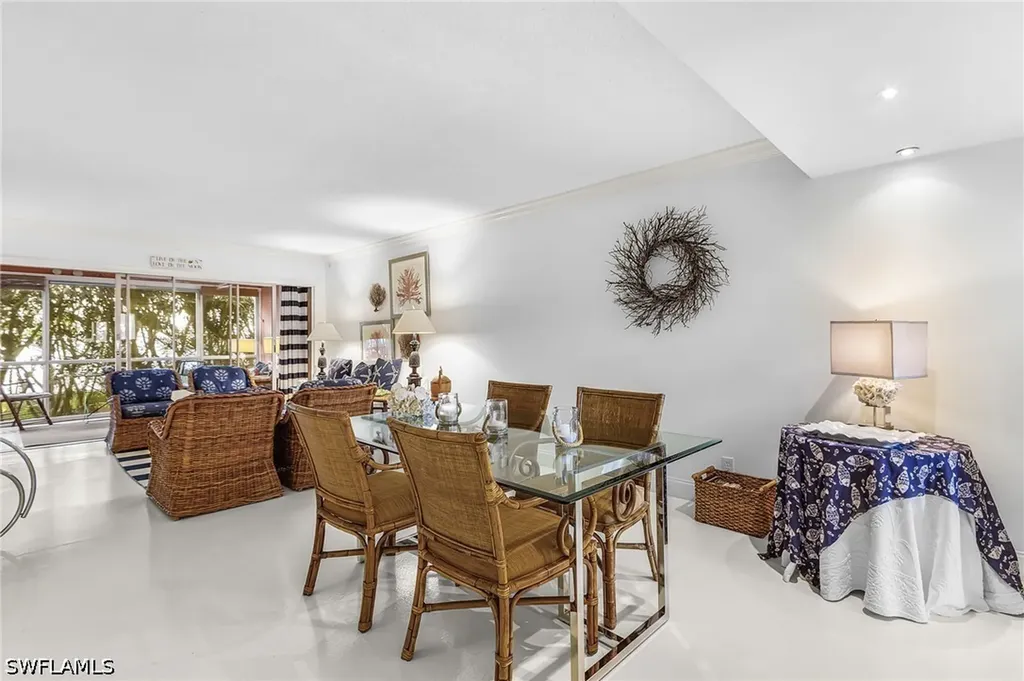 280 2nd Avenue S Naples FL 34102