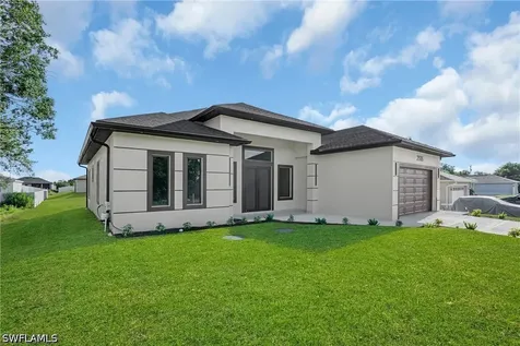 2506 51ST Street SW Lehigh Acres FL 33976