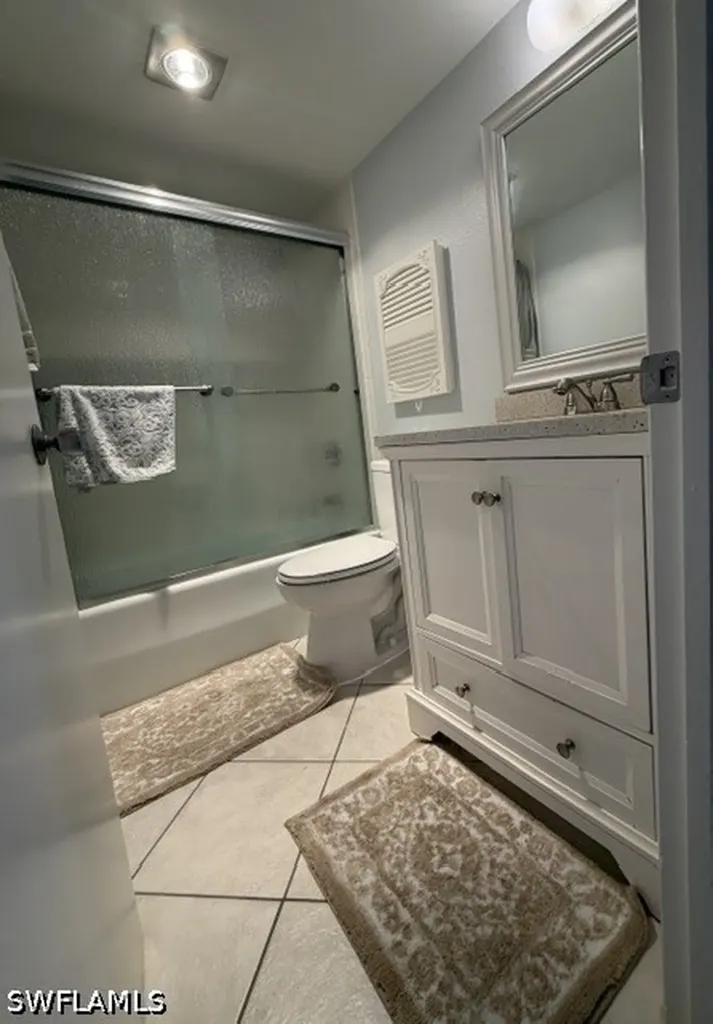 3 Bluebill Avenue Naples FL 34108