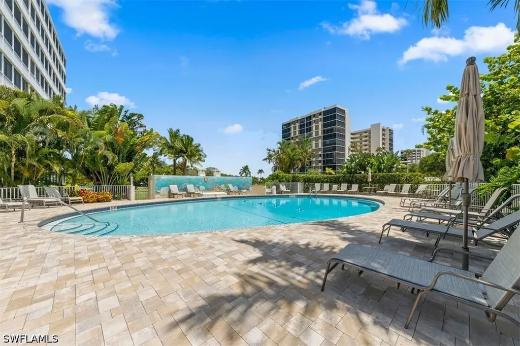 3 Bluebill Avenue Naples FL 34108