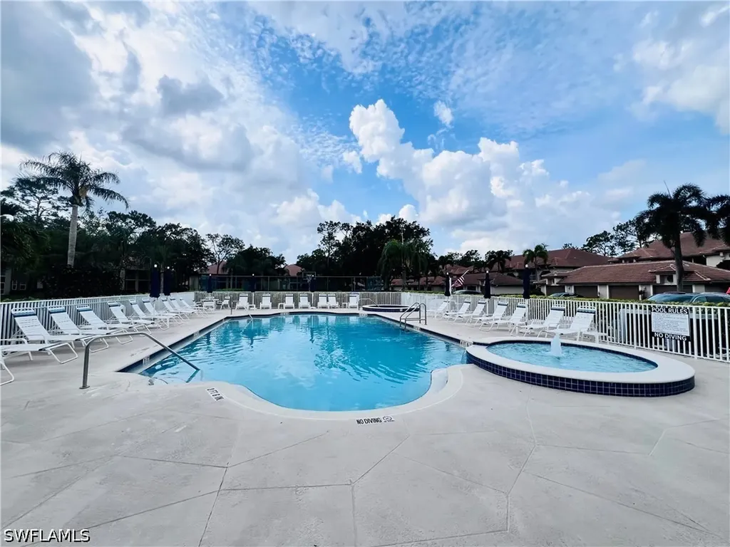 8073 Panther Trail Naples FL 34113