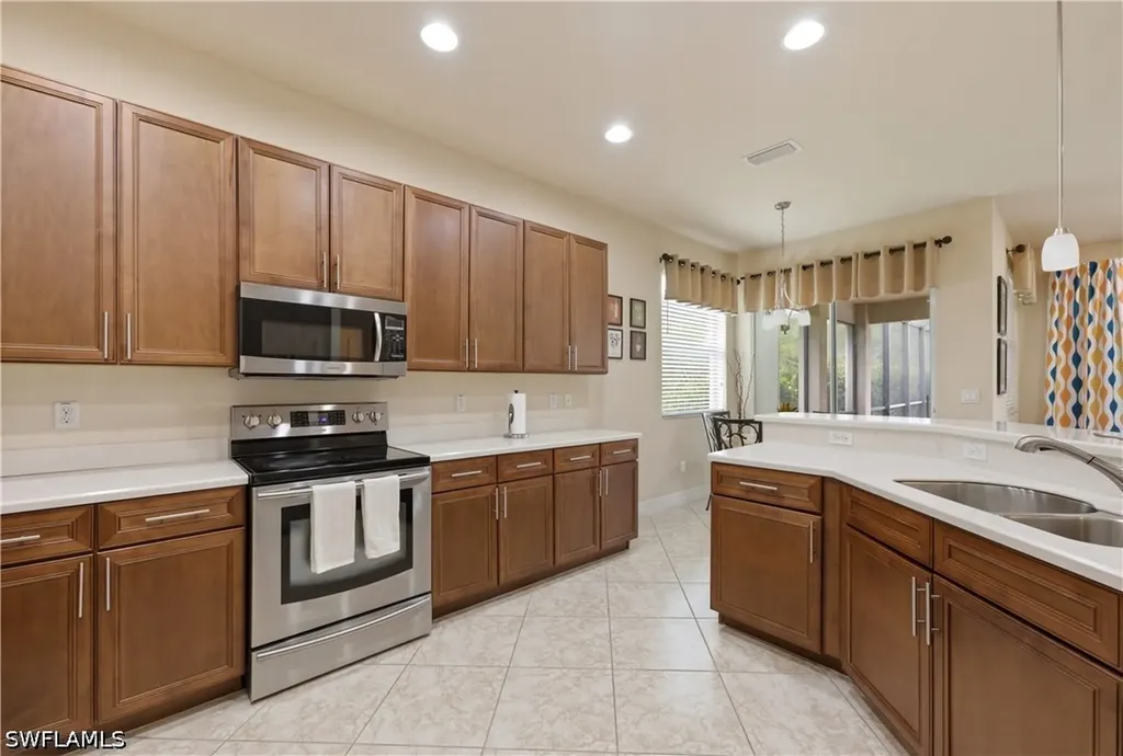 10051 Mimosa Silk Drive Fort Myers FL 33913