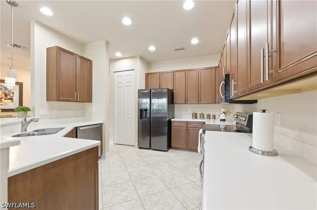 10051 Mimosa Silk Drive Fort Myers FL 33913