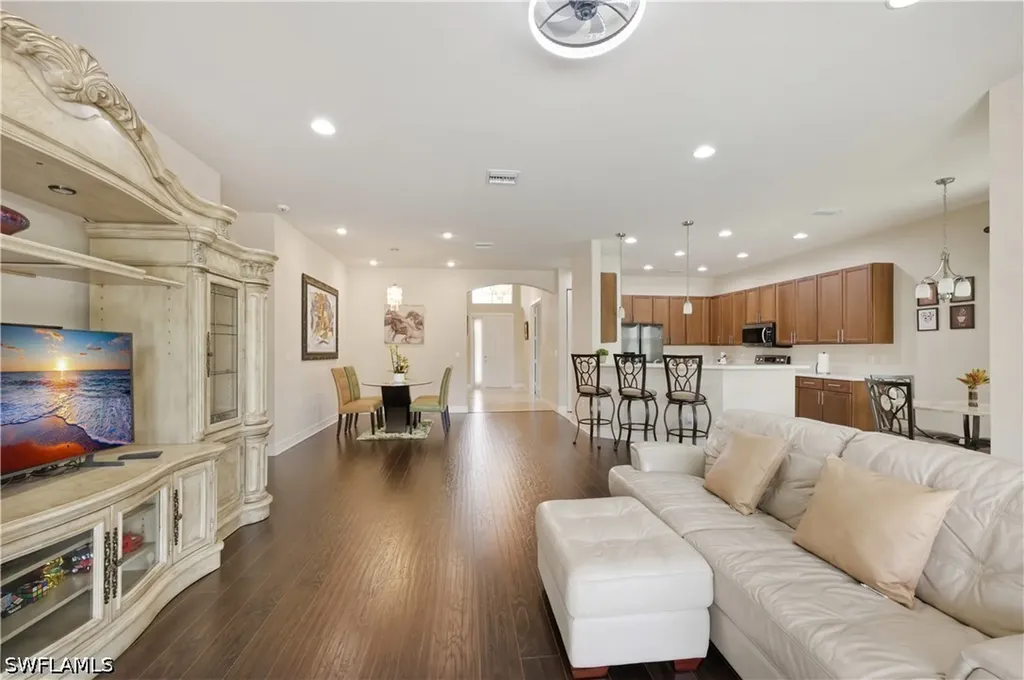 10051 Mimosa Silk Drive Fort Myers FL 33913