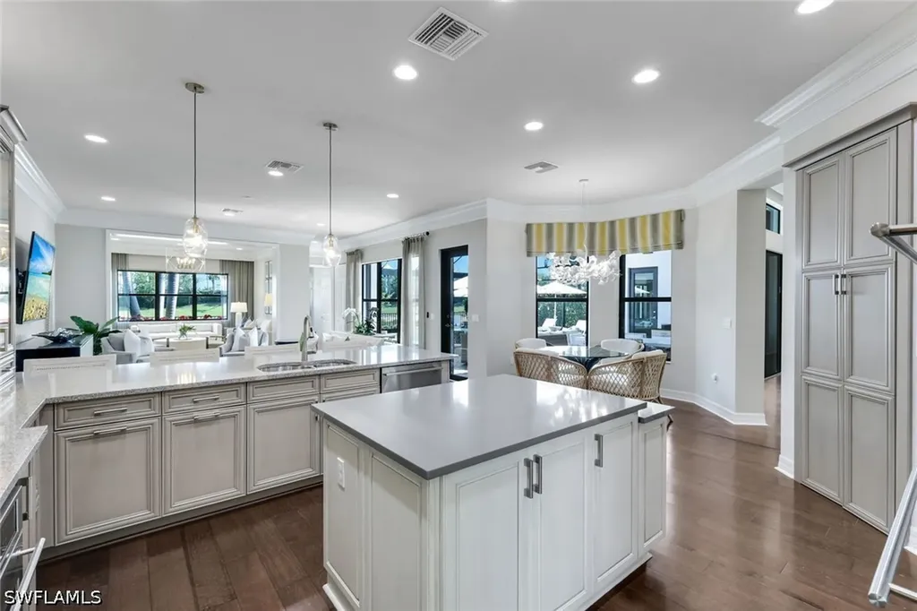 4056 Nova Lane Naples FL 34119