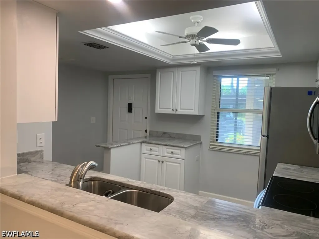 8715 Charter Club Circle Fort Myers FL 33919