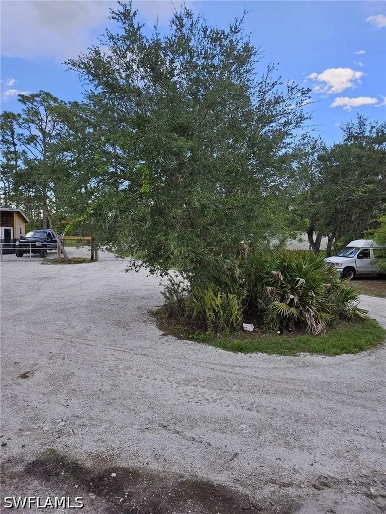 1375 W Ash Road Labelle FL 33935
