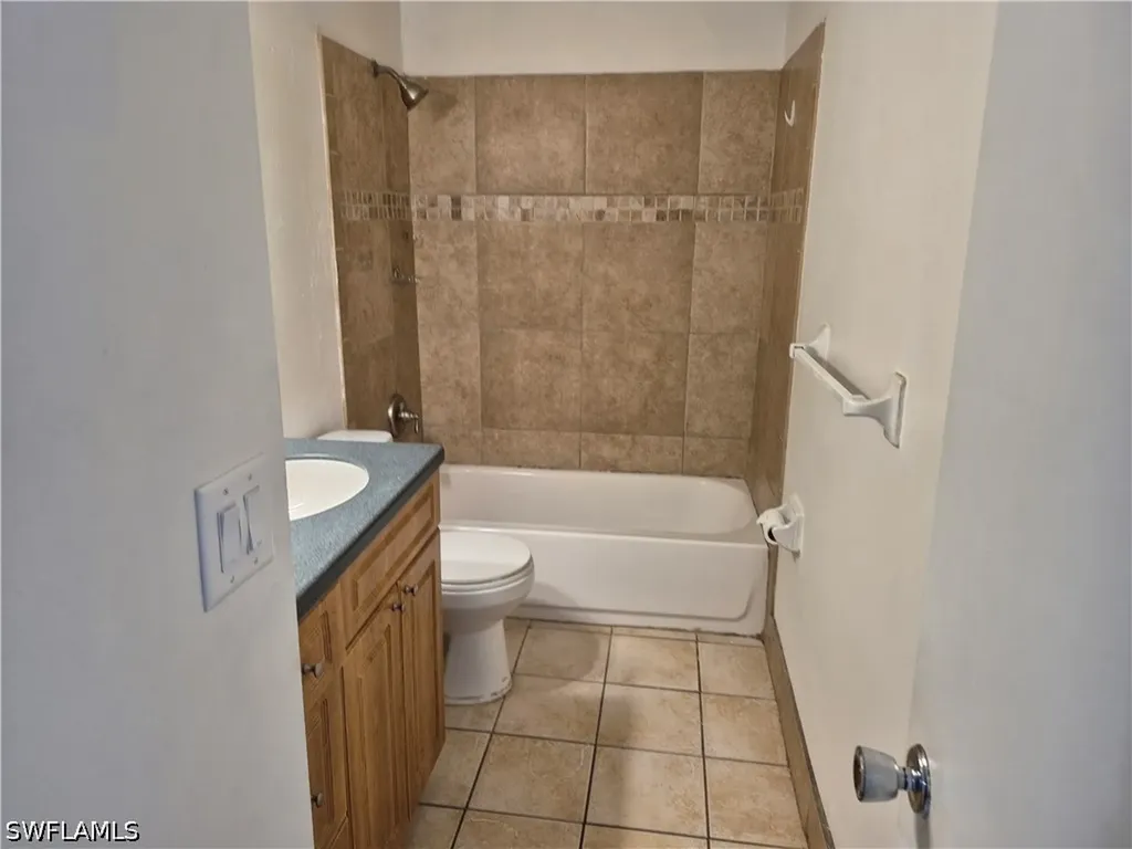 4909 Catalina Drive Naples FL 34112