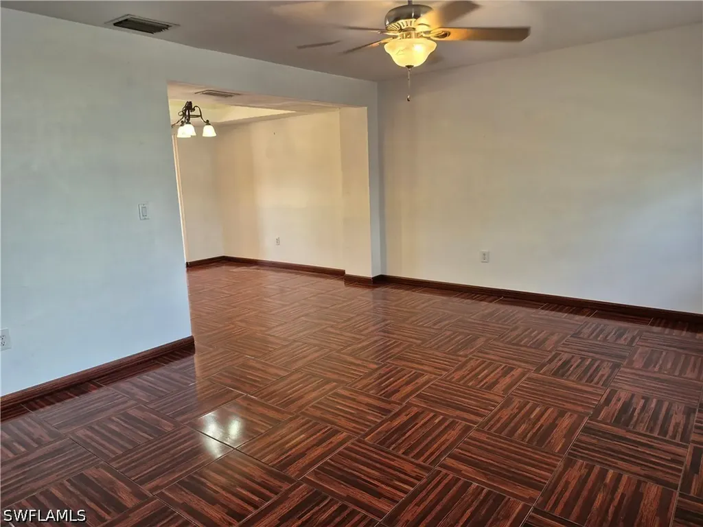 4909 Catalina Drive Naples FL 34112