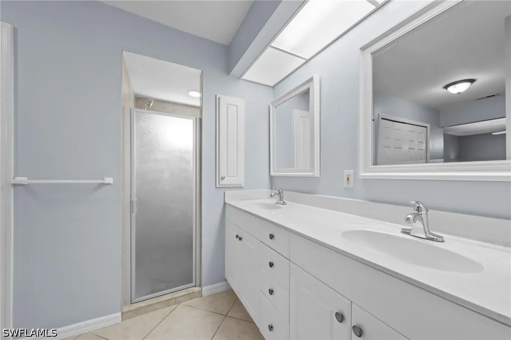 618 SE 15th Terrace Cape Coral FL 33990