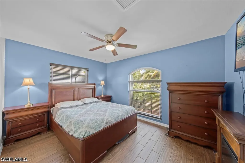 618 SE 15th Terrace Cape Coral FL 33990