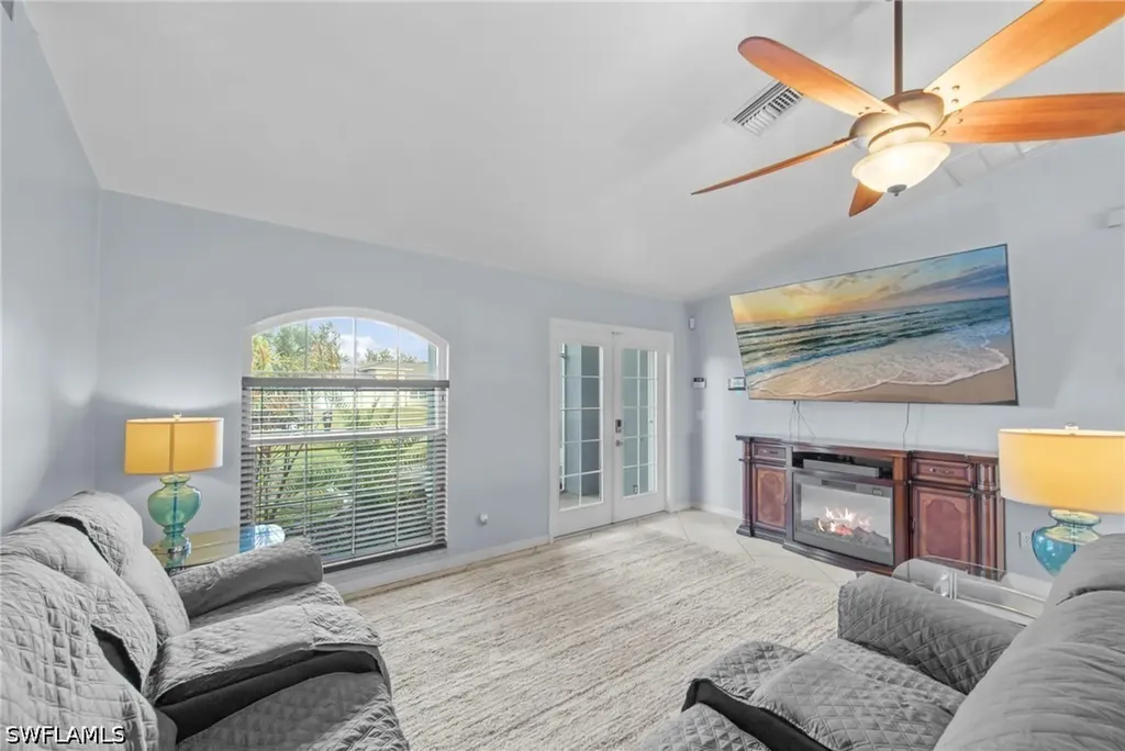 618 SE 15th Terrace Cape Coral FL 33990