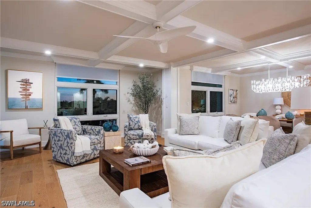 400 Park Shore Drive Naples FL 34103