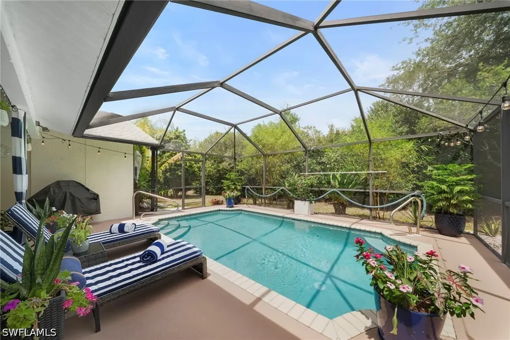 19101 Pine Run Lane Fort Myers FL 33967