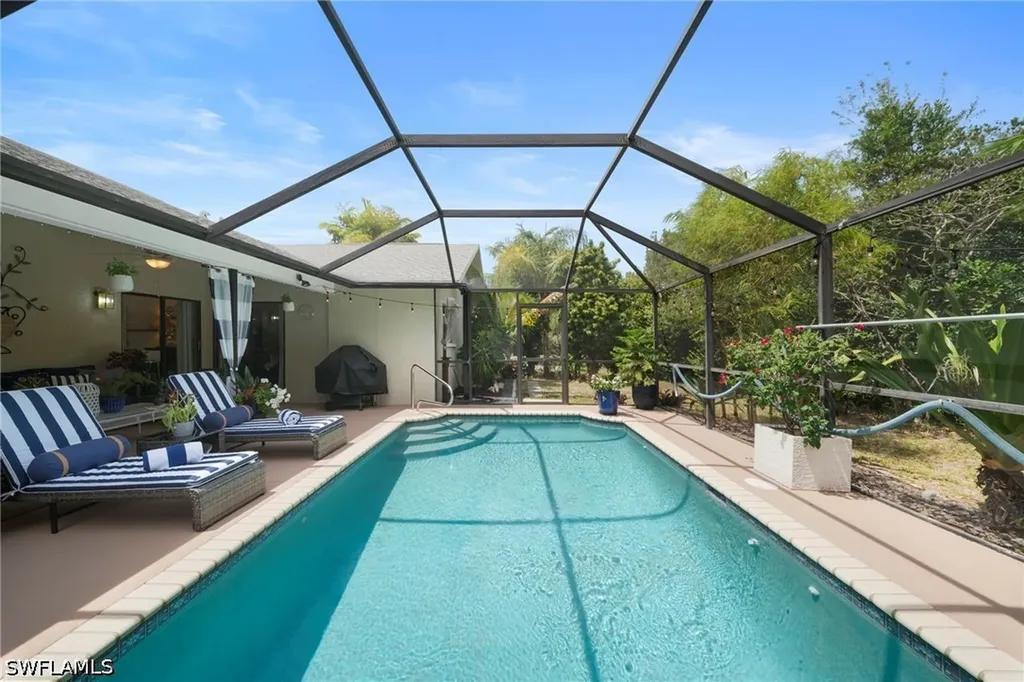 19101 Pine Run Lane Fort Myers FL 33967