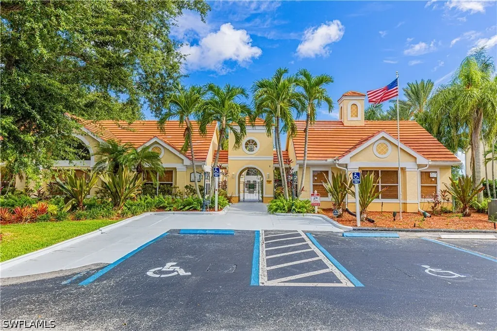 12610 Equestrian Circle Fort Myers FL 33907