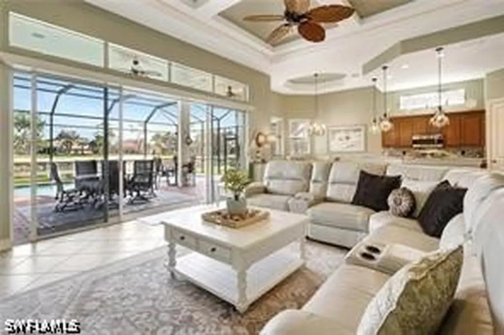 7636 Sussex Court Naples FL 34113