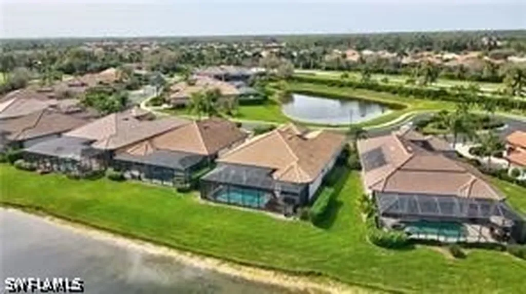 7636 Sussex Court Naples FL 34113
