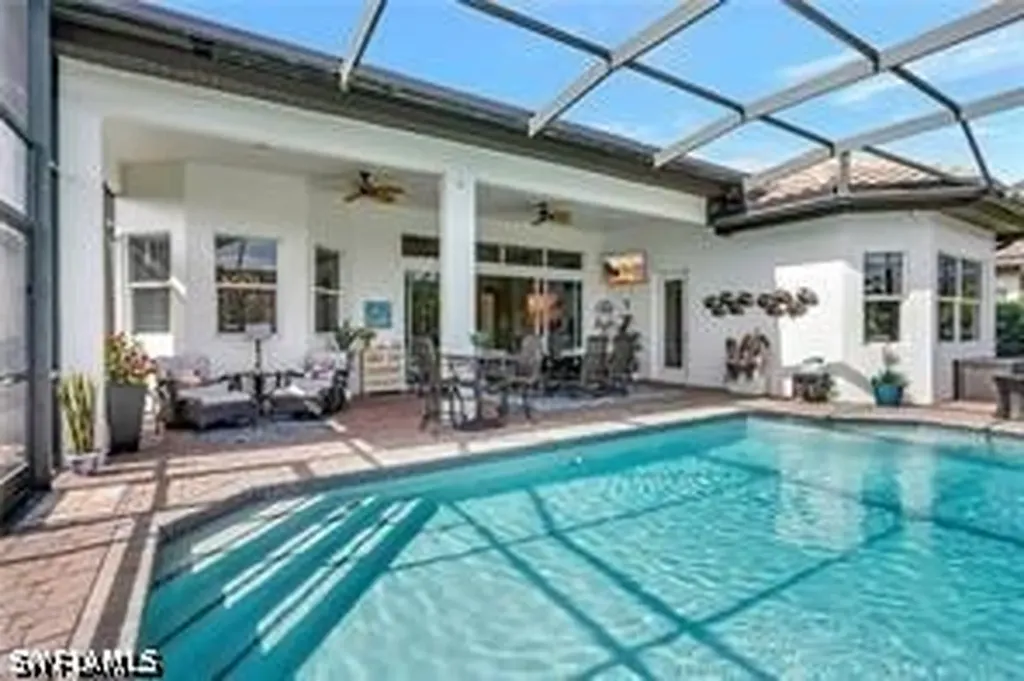 7636 Sussex Court Naples FL 34113