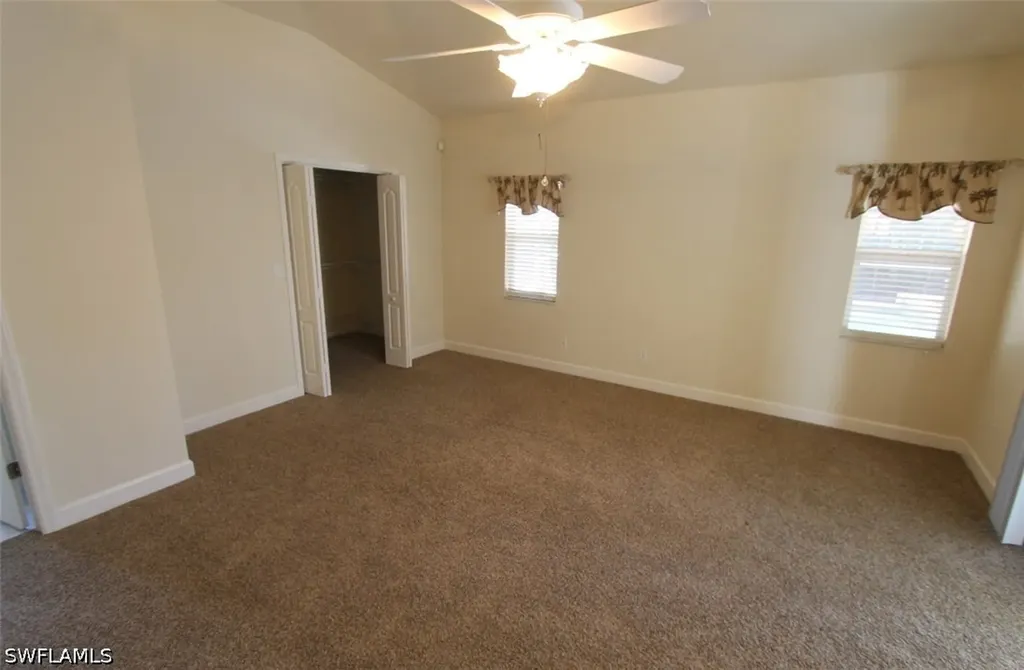 566 110th Avenue N Naples FL 34108