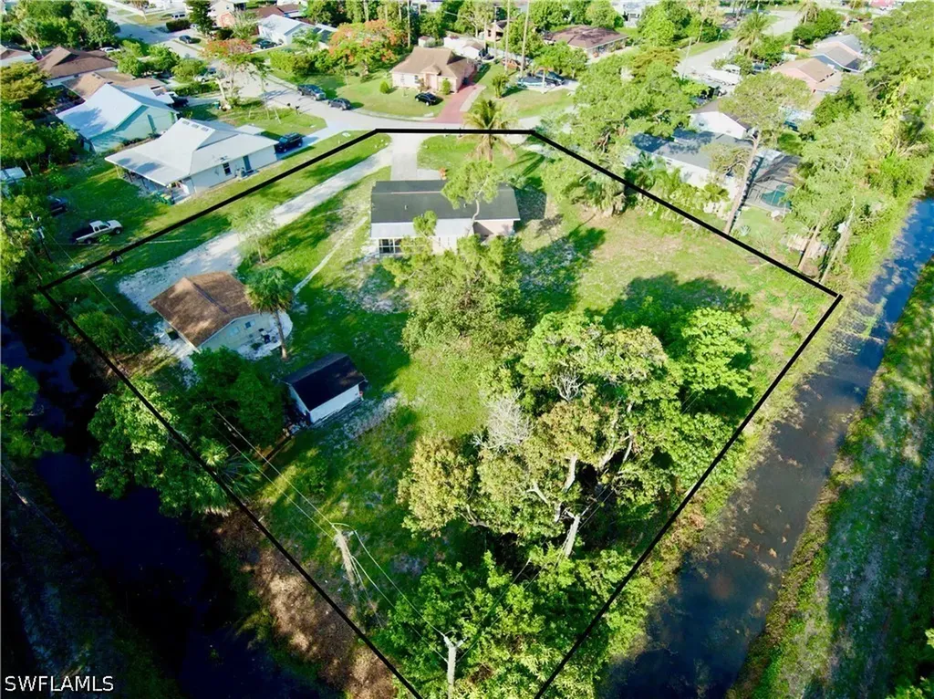 5529 Hardee Street Naples FL 34113
