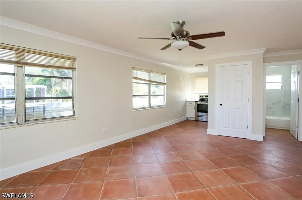 2777 Shoreview Drive Naples FL 34112