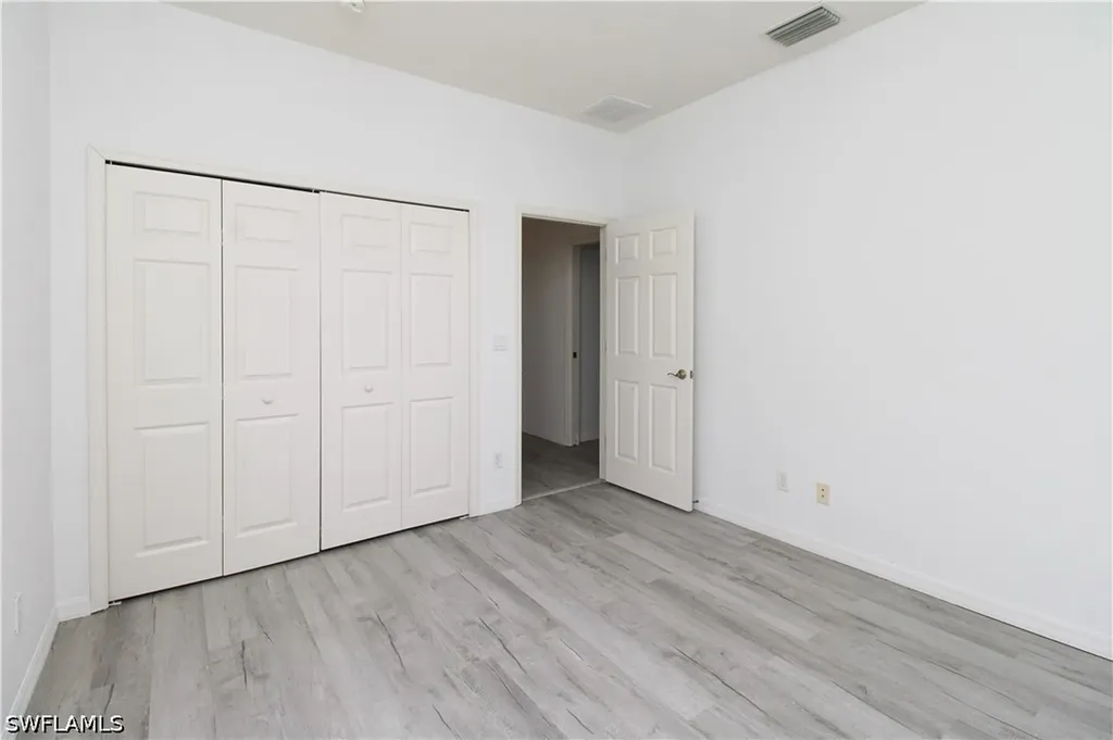 3927 Aurora Court Naples FL 34116