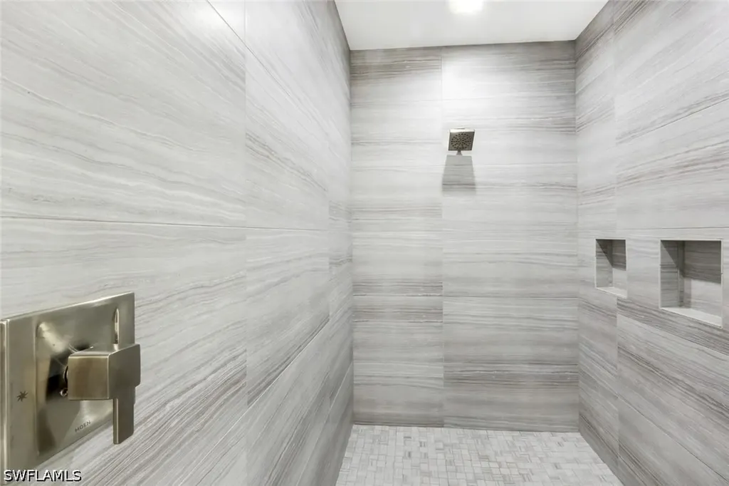 16358 Corsica Way Naples FL 34110