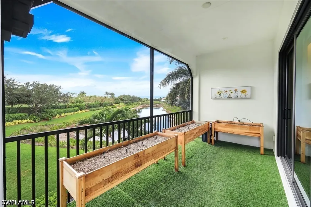16358 Corsica Way Naples FL 34110