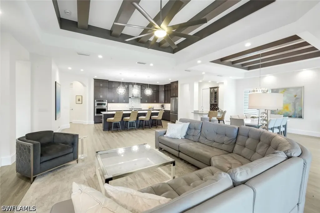 16358 Corsica Way Naples FL 34110