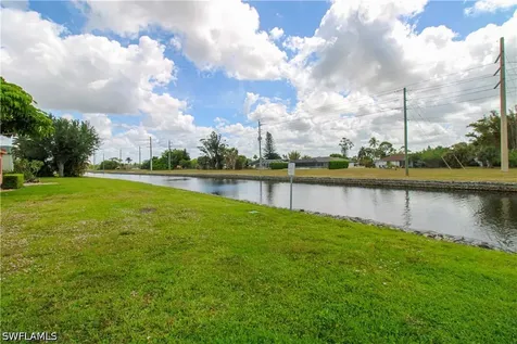 600 Valley Stream Drive Naples FL 34113