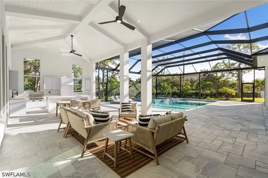 10 Caribbean Road Naples FL 34108