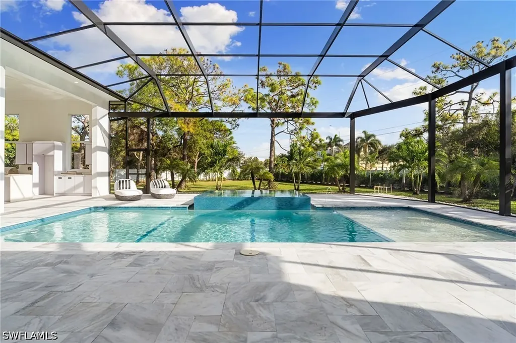 10 Caribbean Road Naples FL 34108