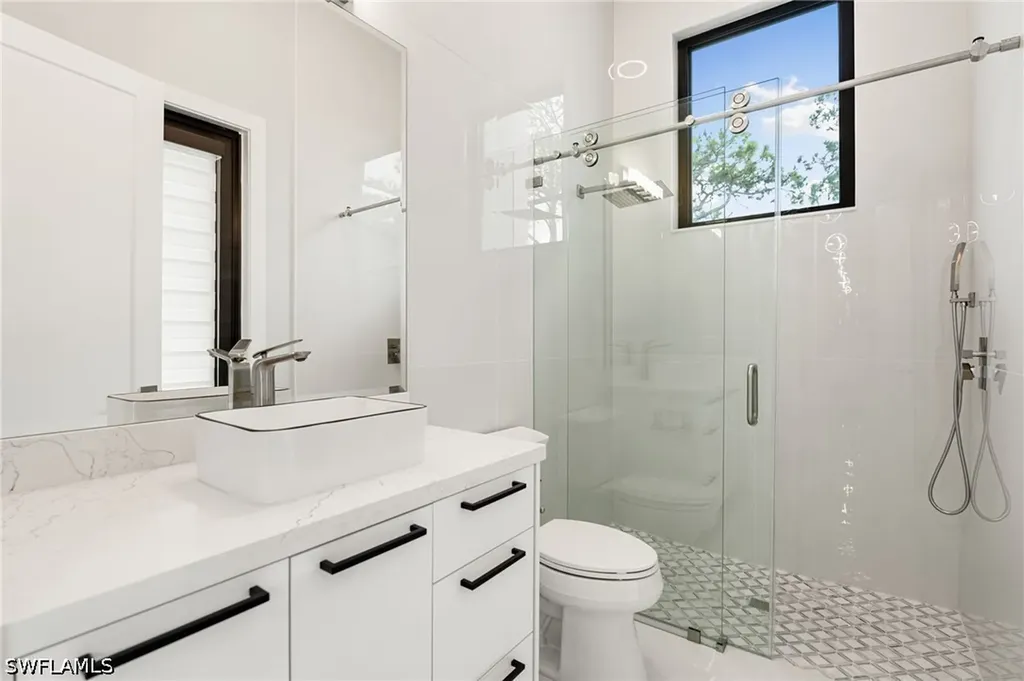 10 Caribbean Road Naples FL 34108